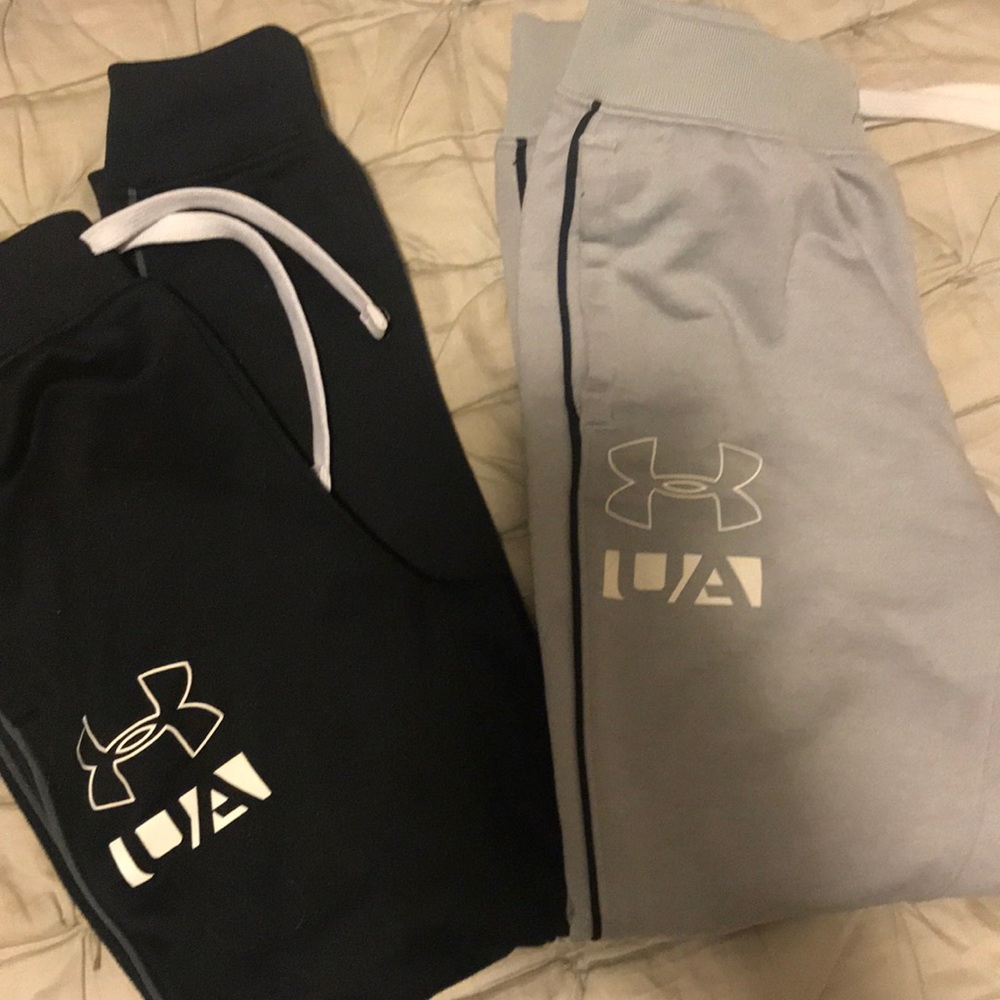 Boys UA joggers
